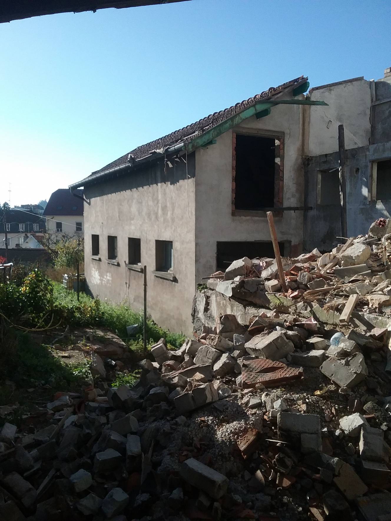 Entreprise de d&eacute;molition, enl&egrave;vement de gravats dans les Vosges Luxeuil-les-Bains
